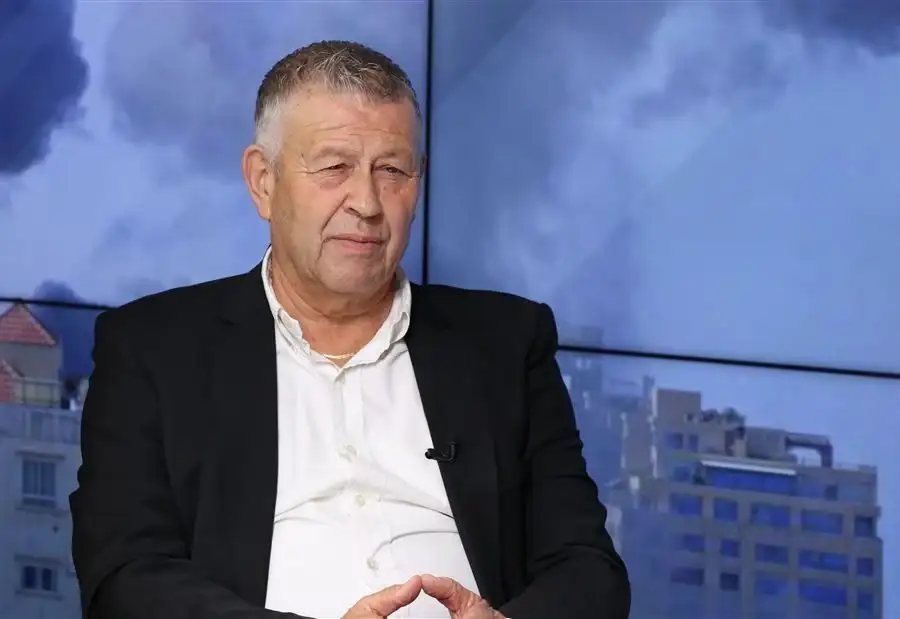 إيران بين نارين: غليان الشّارع والضغوط الأميركيّة